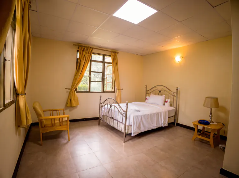 Deluxe double-bed room at The Nyakaju.